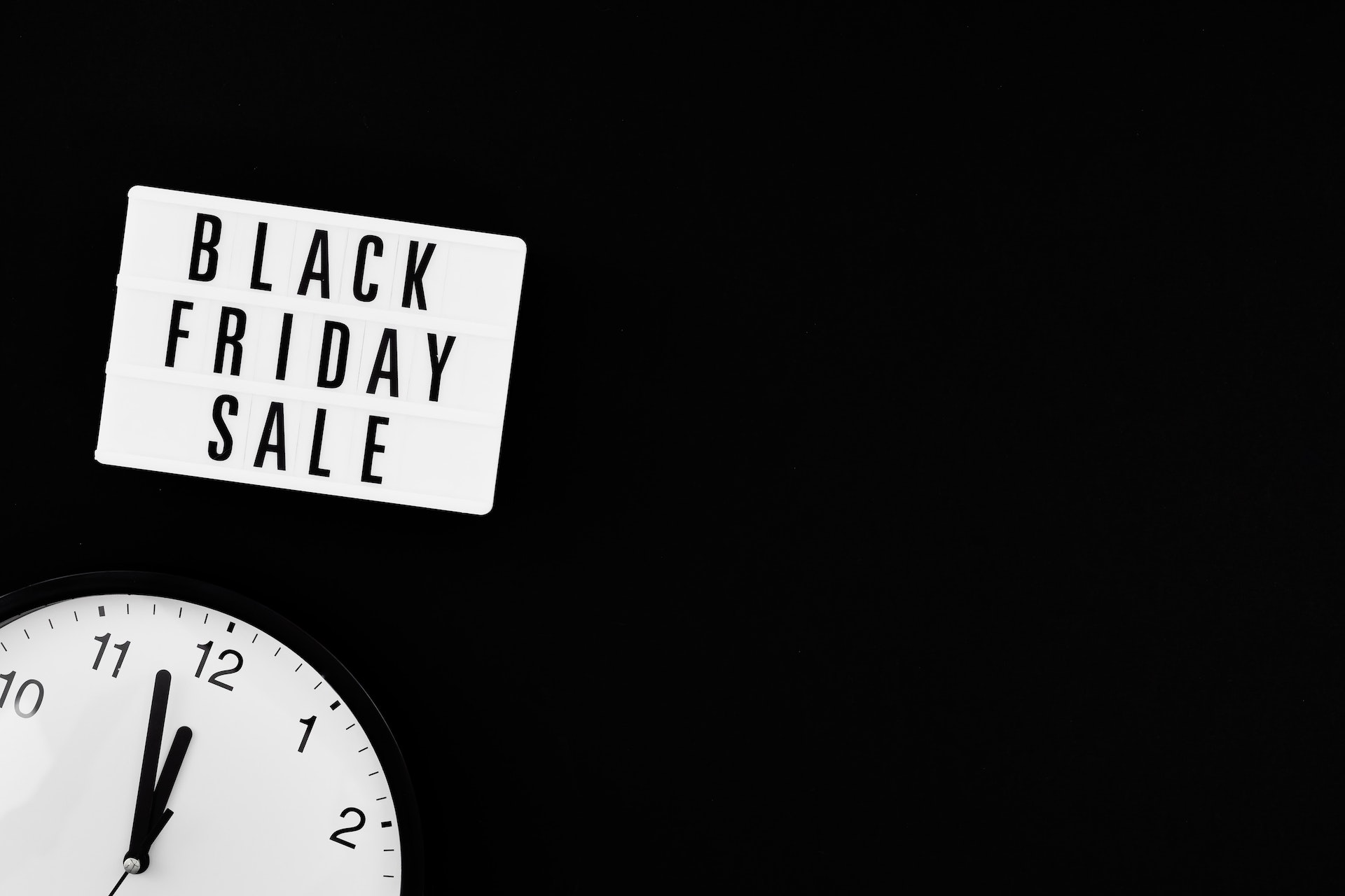 Black Friday marketing guide with 21 Top Promotion Ideas To Boot